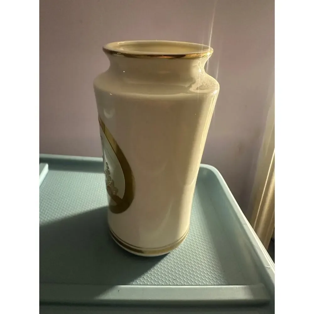 Vintage Japanese Porcelain Cylinder Vase Gold‑Trim Pagoda Scene